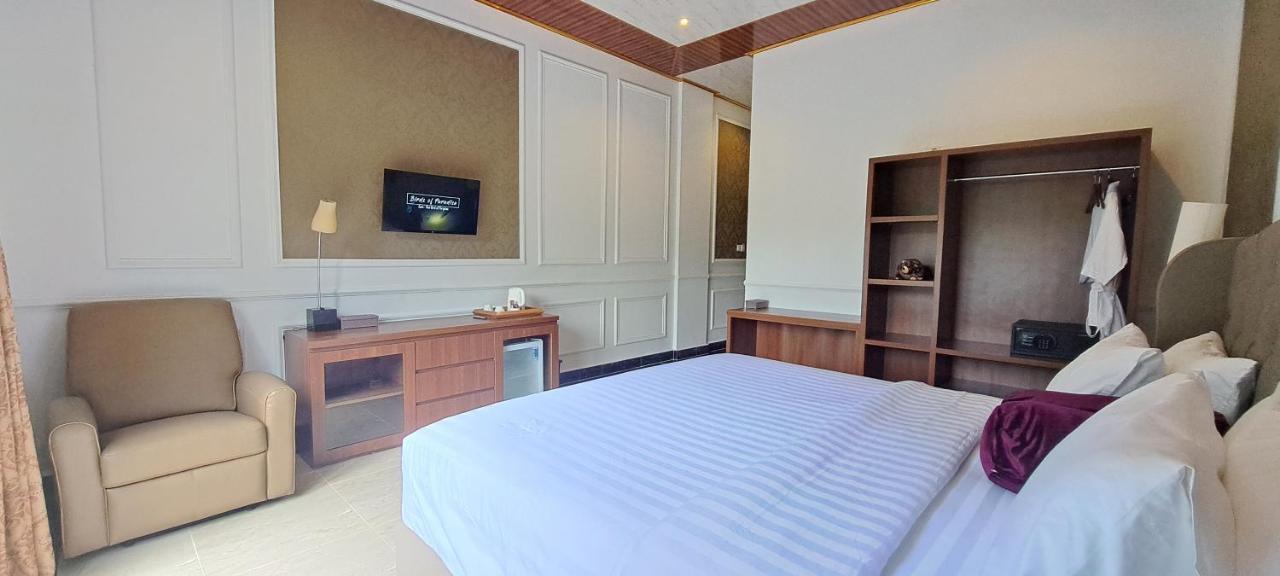 Gili Beachfront Suites 길리트라왕안 외부 사진
