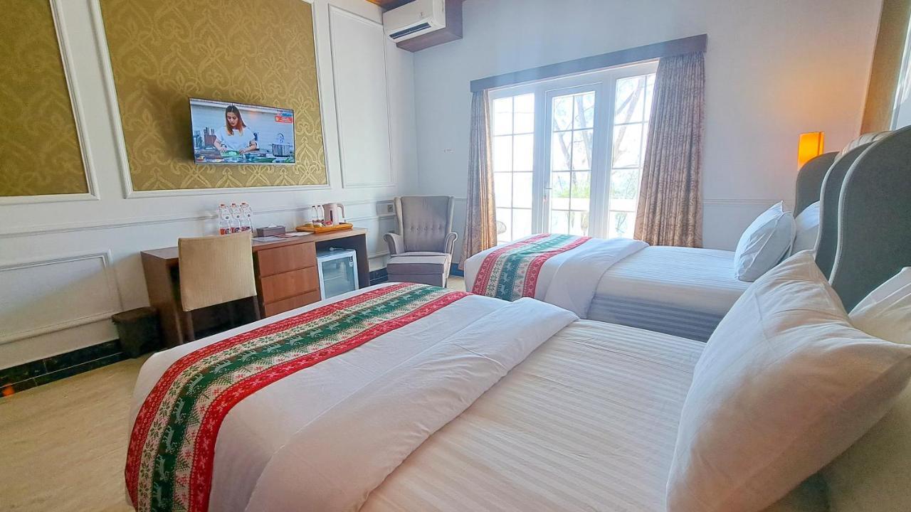Gili Beachfront Suites 길리트라왕안 외부 사진